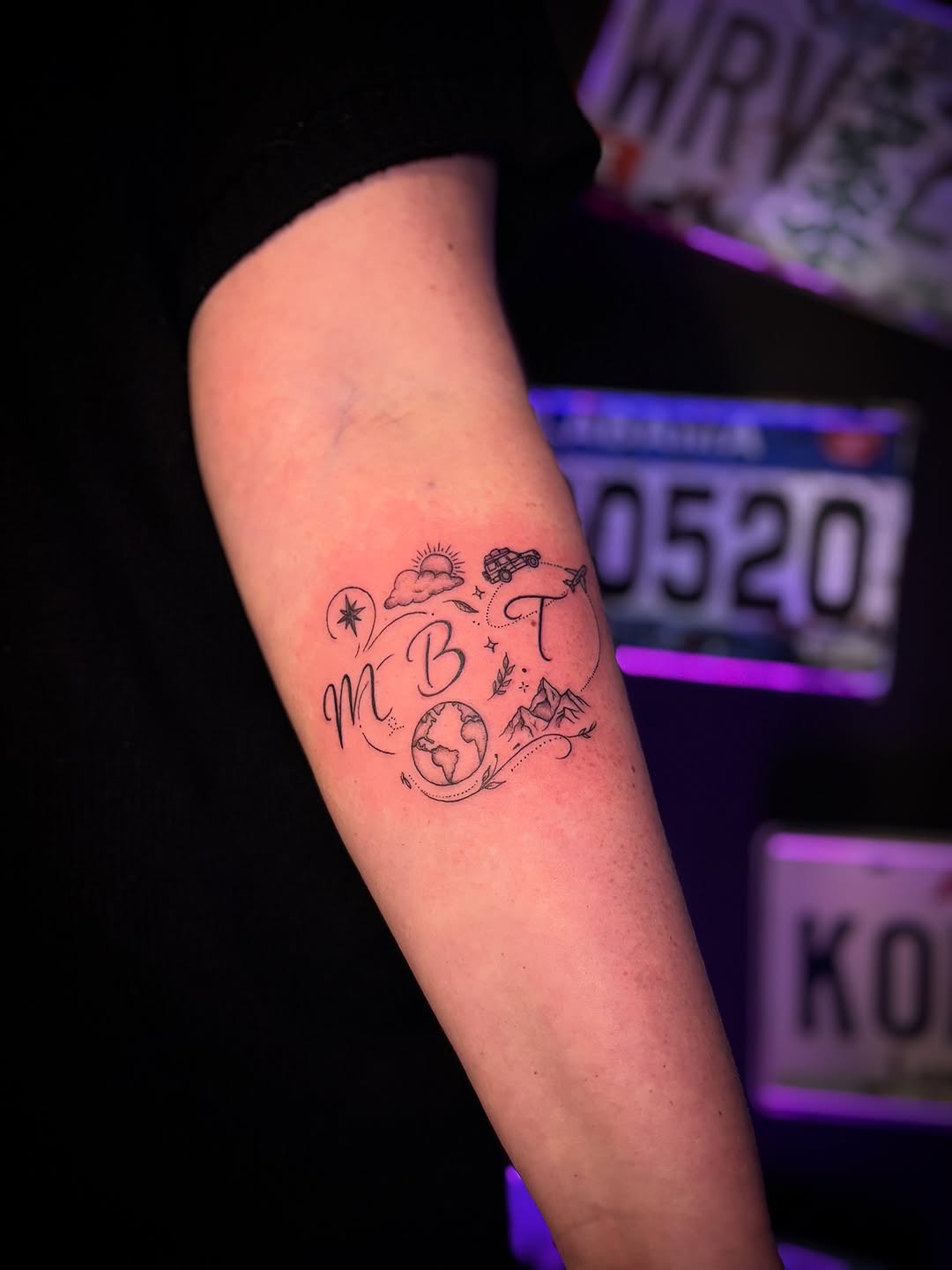Tatuaż: ziemia · góry. Wykonał Kiziorsky Tattoo - Tatuaż i Piercing - Kraków (Kraków). Otwórz zdjęcie w profilu.