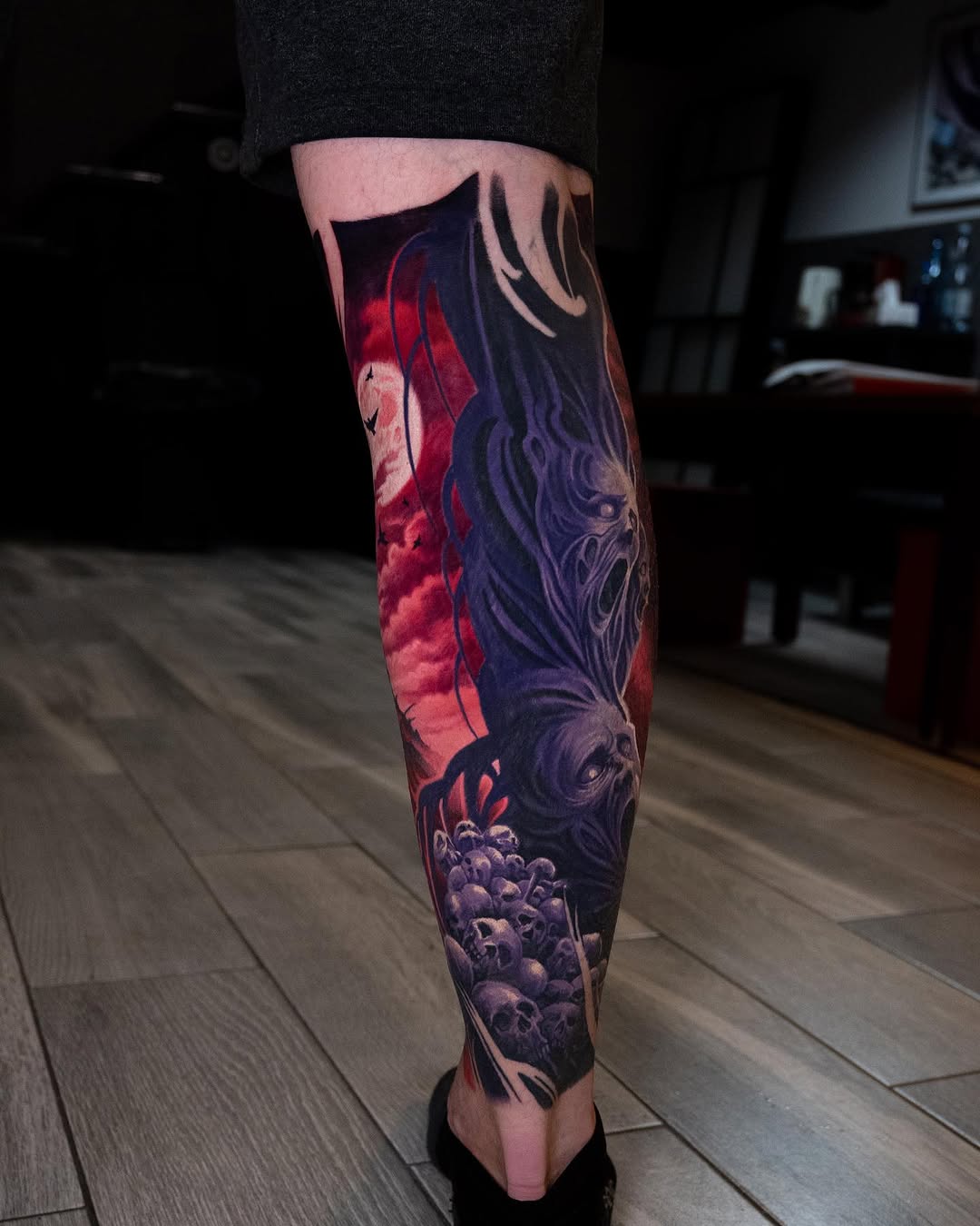 Tatuaż: czaszka · demon. Wykonał Andrew.tattss (Polska). Otwórz zdjęcie w profilu.
