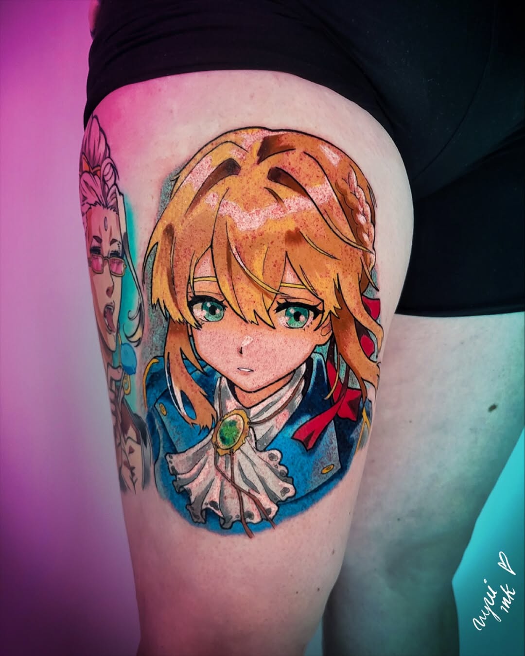 Tatuaż: postać anime · portret. Wykonał Nina (Kraków). Otwórz zdjęcie w profilu.