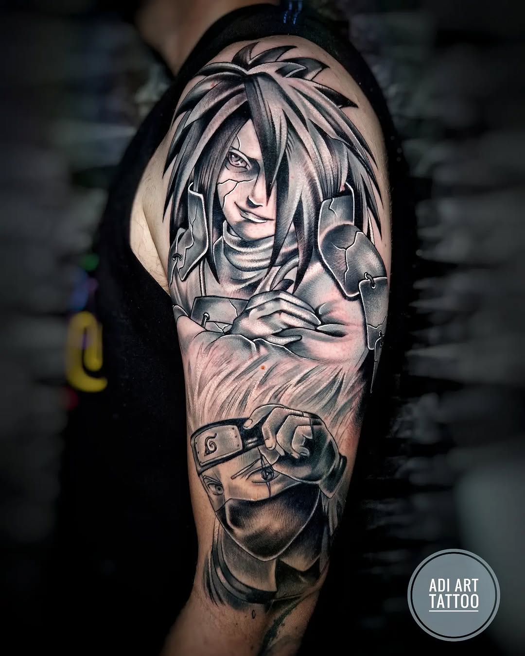 Tatuaż: postać z anime · mężczyzna. Wykonał Adi (Kraków). Otwórz zdjęcie w profilu.