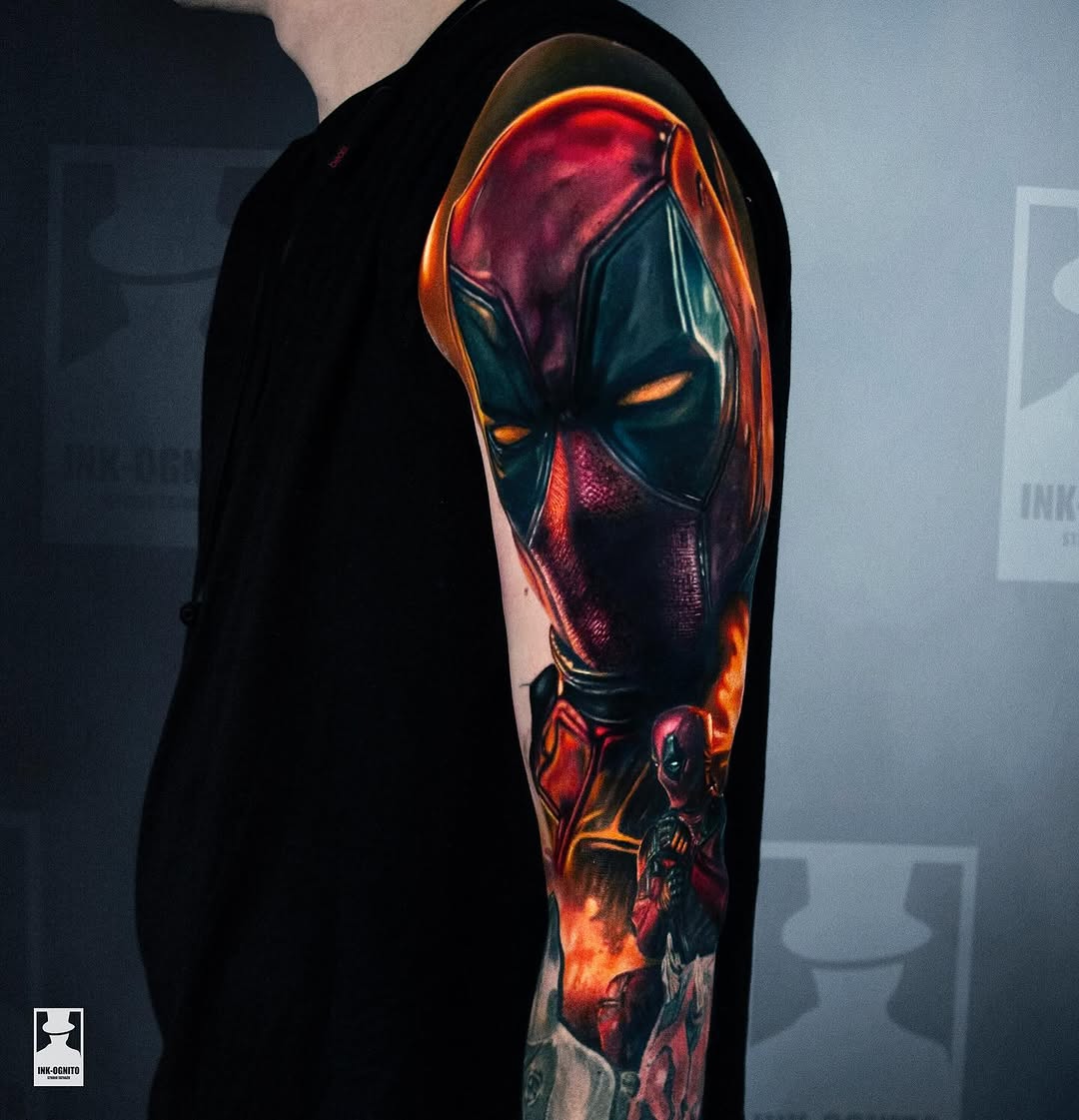 Tatuaż: Praca linią · Deadpool. Wykonał KID KUDI (Kraków). Otwórz zdjęcie w profilu.