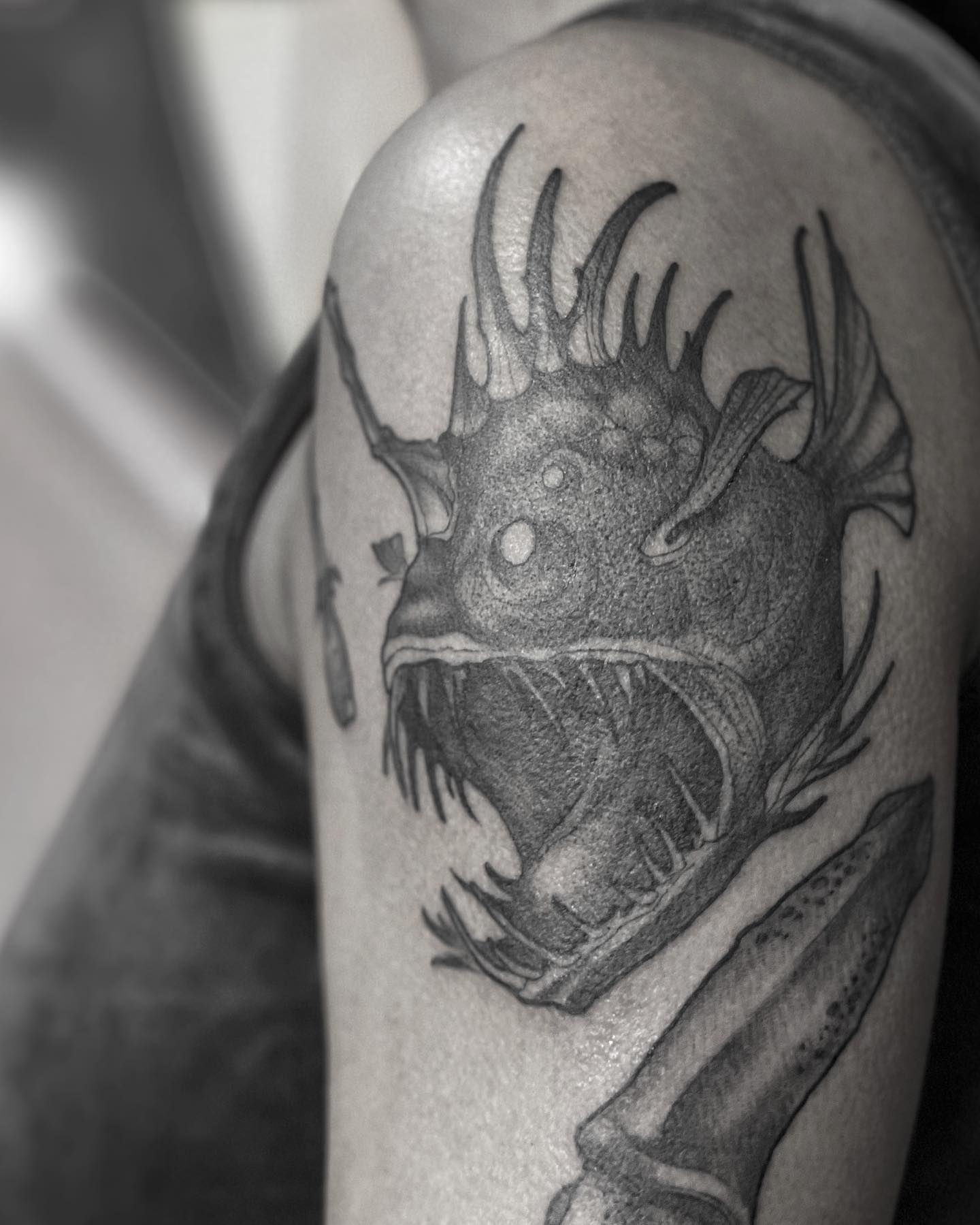 Tatuaż: ryba · drapieżnik. Wykonał mace (Kraków). Otwórz zdjęcie w profilu.