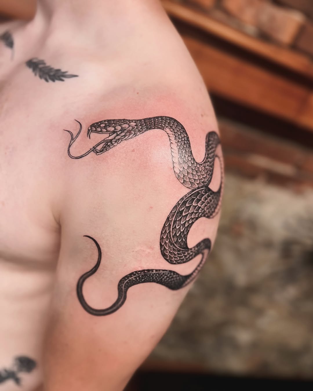 Tatuaż: wąż · gad. Wykonał Hania (Kraków). Otwórz zdjęcie w profilu.